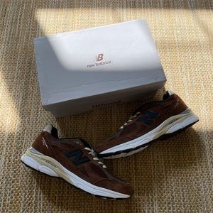 JJJJound x 990v3 “Montreal”